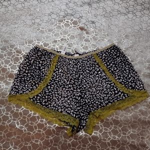 VS Lace Trim Sleep Shorts NWT
